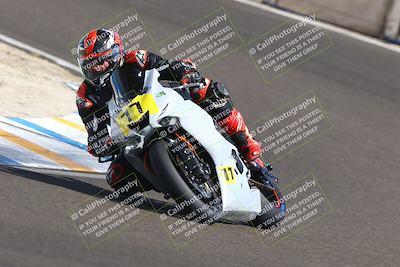 media/Oct-12-2025-CRA (Sun) [[e621380112]]/Races/Race 9/